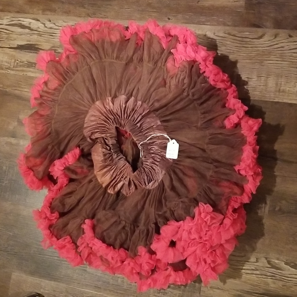 Petite petticoat, pettiskirt, tutu or crinoline.. Sz petite 12-24 months